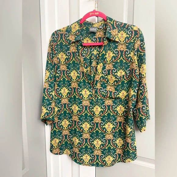 New York & Company Baroque Print Button-Front Blouse Size Medium - Picture 3 of 4